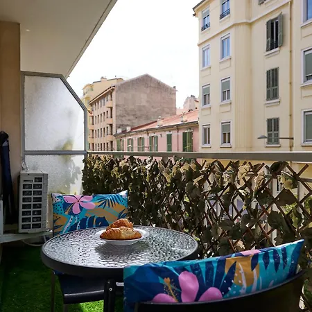 Appartement Moderne 2/3 Pieces Pres Du Port Nice