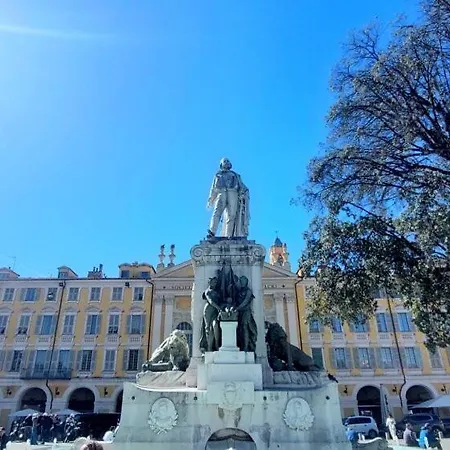 Moderne 2/3 Pieces Pres Du Port