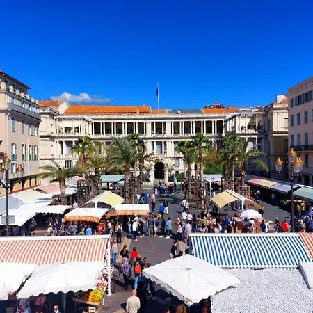 Moderne 2/3 Pieces Pres Du Port Apartamento Nice